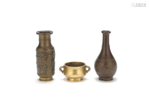 17th/18th century Three small bronze vessels