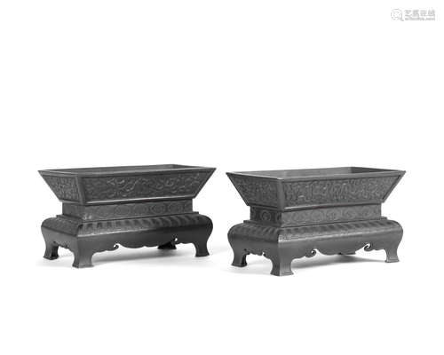 Qing Dynasty A pair of archaistic rectangular-section incense burners