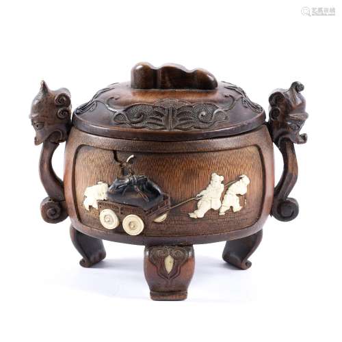 Bamboo censer and cover Japanese, Meiji period inlaid with ivory leaf's on one side, the other