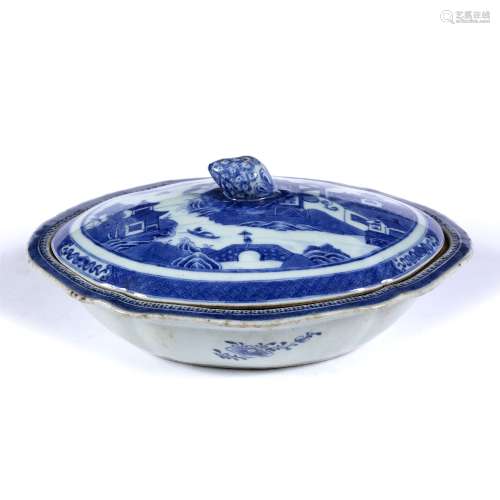 Nanking blue and white export tureen and cover Chinese, circa 1800 with landscape and scene and
