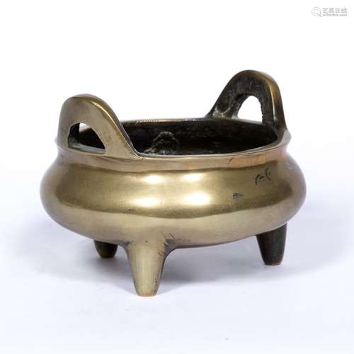 Bronze censer Chinese, 19th century of plain form, on three feet, with commendation mark to base 9.