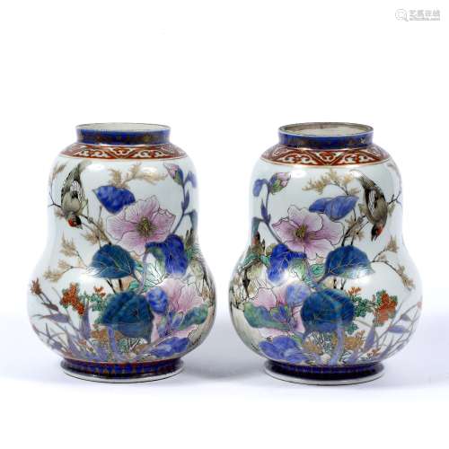 Mirror pair of double gourd vases Japanese, late 19th Century with underglaze blue and overglaze