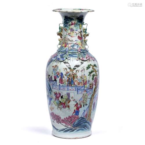 Large Canton polychrome vase Chinese, 19th Century painted with a court scene with emperor and