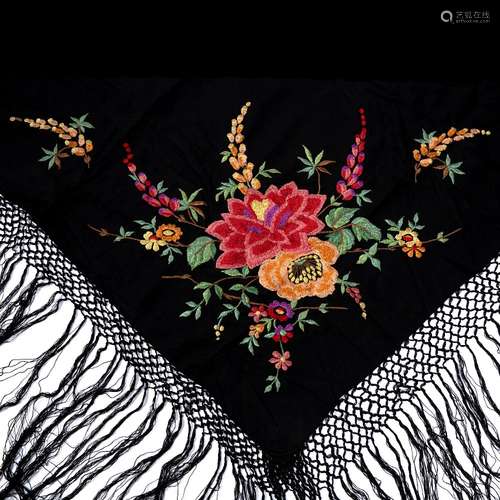 Embroidered shawl Chinese, circa 1930