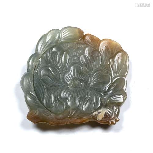 Carved jade buckle Chinese, 19th Century in the form of a lotus flower 7.5cm