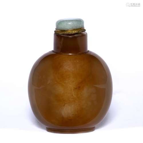 Brown agate snuff bottle Chinese, 1840-1860 of rounded rectangular form, and engraved to one side