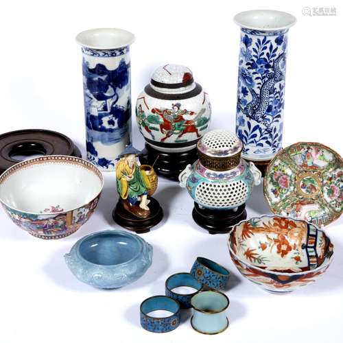 Group of pieces Chinese, 19th/20th Century including reticulated polychrome small lamp 11.5cm a blue