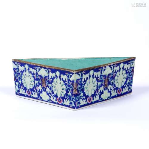 Porcelain triangular dish Chinese 19th Century the exterior with enamelled lotus and long life