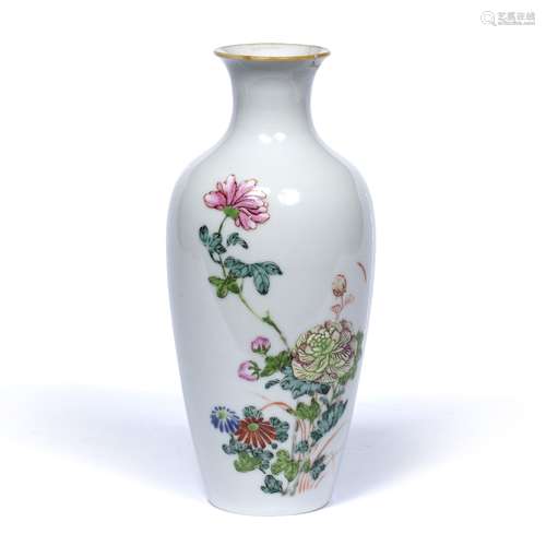 Famillie rose vase Chinese, 18th/19th Century decorated with flowering plants 19cm high