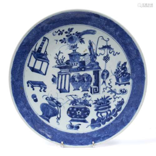 Blue and white porcelain charger Chinese, circa 1900-1920 decorated with 
