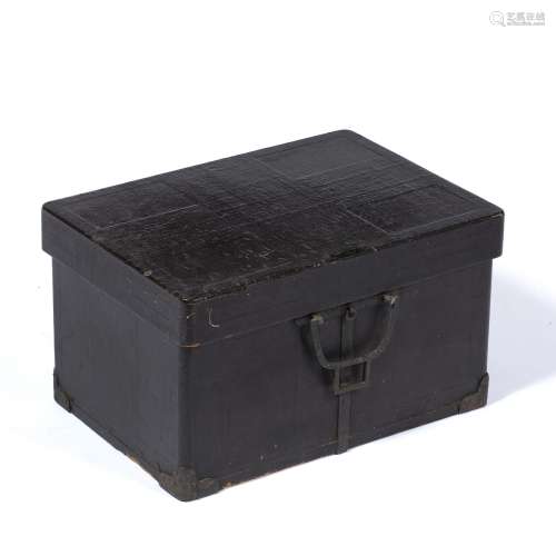 Black lacquer helmet box Japanese, Edo period, 18th Century with iron fittings 26cm high, top 46cm x
