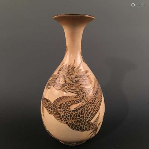 Chinese Cizhou Kiln 'Dragon' Vae