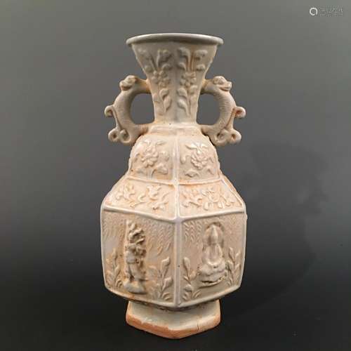 Chinese Cledon Glazed Engraved Design Vase