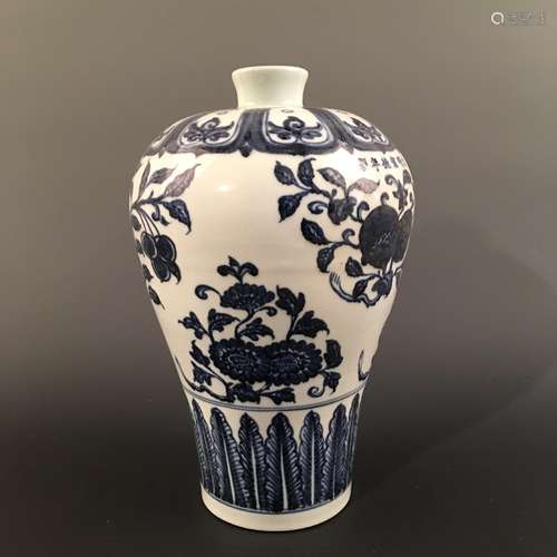 Chinese Blue-White 'Floral' Meiping Vase, Xuande Mark