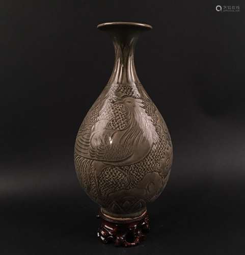 Chinese Yaozhou Kiln Vase