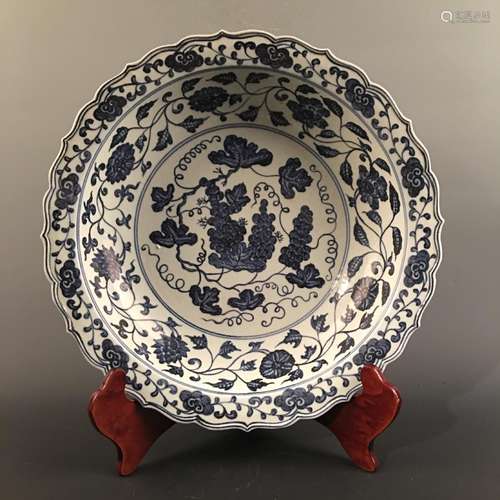 Chinese Blue-White 'Grapes & Lotus' Plate, Xuande Mark