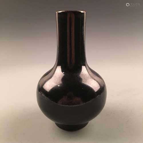 Chinese Black Glazed Glazed Porcelain Globular Vase