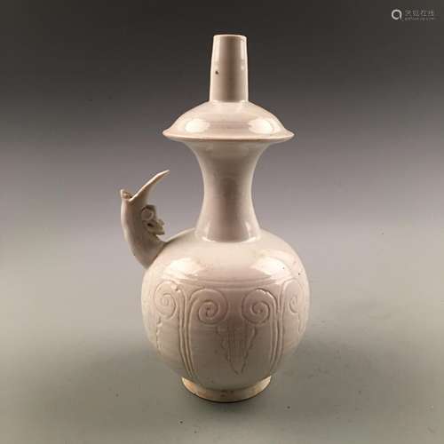 Chinese Ding Kiln Porcelain Bottle