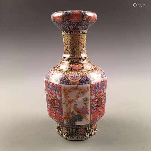 Chinese Porcelain Galic Vase