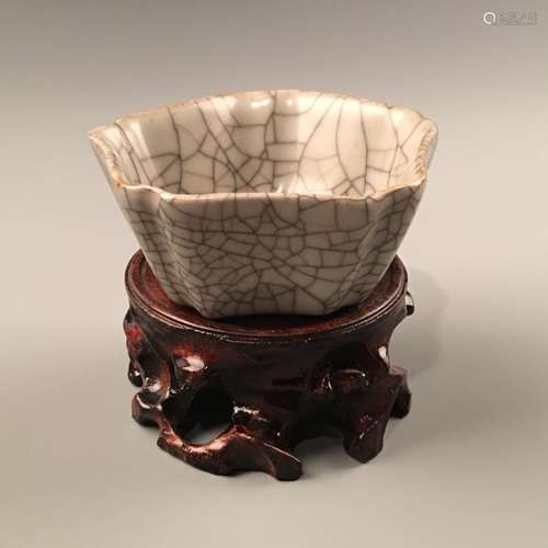 Chinese Guan Type Porcelain Bowl