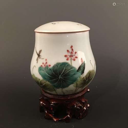 Chinese Famille Rose 'He Tang Yue Se' Tea Caddy