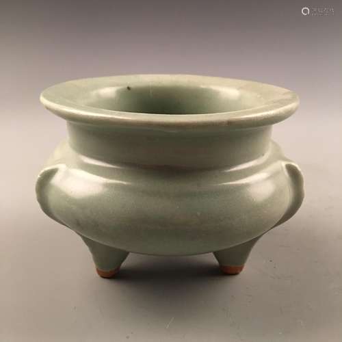 Chinese Long Quan Ware Tripod Censer