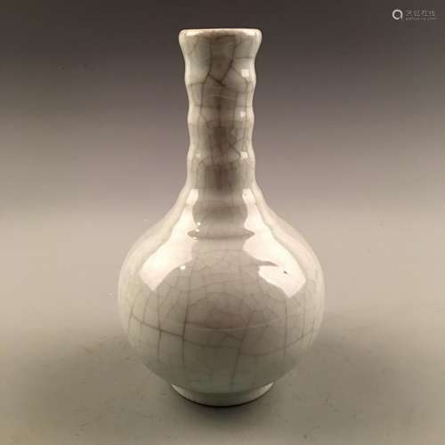 Chinese Guan Type Vase, Qianlong Mark