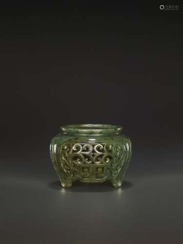 A SPINACH GREEN JADE STAND, QING