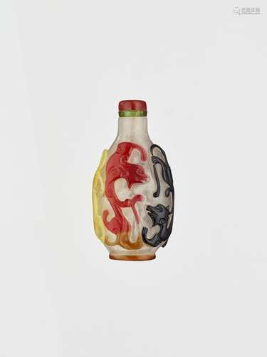 AN OVERLAY SNUFF BOTTLE 1740 1800