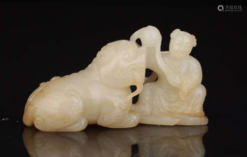 A HETIAN JADE CARVED CHILD&LION SHAPED PENDANT