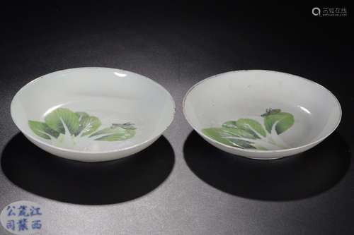 PAIR WHITE GLAZE CHINESE CABBAGE PATTERN PLATE