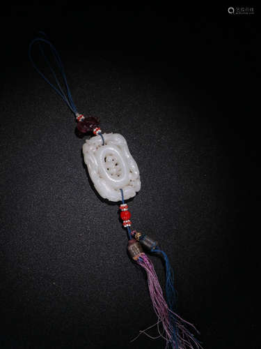 A HETIAN JADE BELT PENDANT OF DRAGON AND PHOENIX