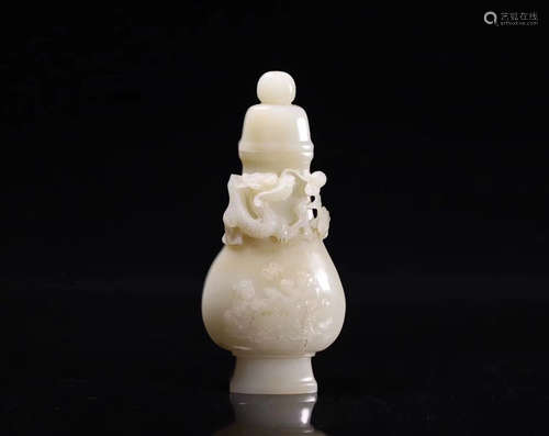 A HETIAN JADE DRAGON BOTTLE