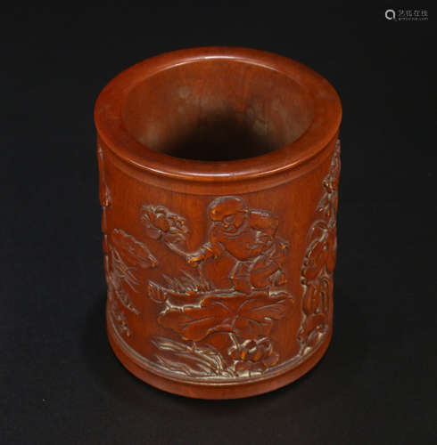 A HUANGYANG WOOD PEN HOLDER CARVED LANDSCAPE PATTERN