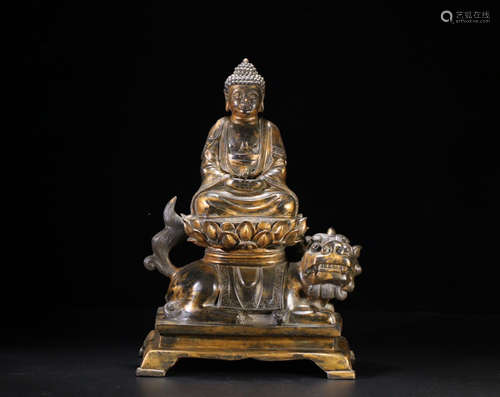 A GILT BRONZE FIGURE OF BUDDHA