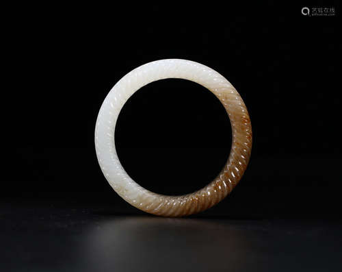 A HETIAN JADE BANGLE