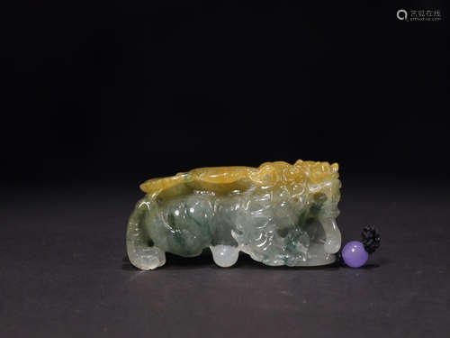 AN OLD JADEITE ORNAMENT OF BEAST