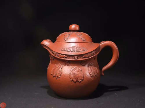 A ZISHA CARVED BATS PATTERN TEA POT