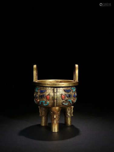 A GILT BRONZE CASTED DOUBLE EAR CENSER