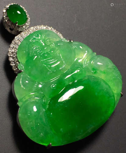 A GREEN JADEITE CARVED BUDDHA PENDANT, TYPE A