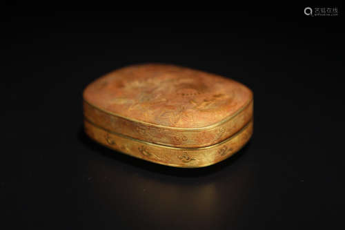 A GILT SILVER CASTED CRANE PATTERN BOX