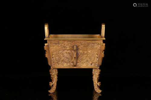 A GILT BRONZE CASTED BEAST PATTERN SQUARE CENSER