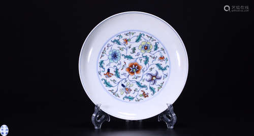 A GUAN YAO FAMILLE ROSE GLAZE FLOWER PLATE