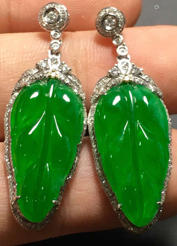 PAIR GREEN JADEITE CARVED LEAF EARRING, TYPE A