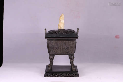 A BRONZE CASTED DOUBLE EAR SQUARE CENSER