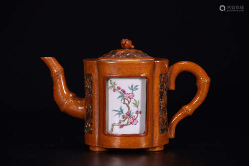 A BAMBOO CARVED HOLLOW FLOWER PATTERN TEA POT