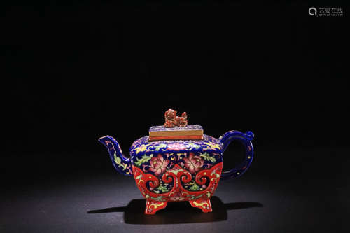 17-19TH CENTURY, AN IMPERIAL FLORAL PATTERN PURPLE CLAY TEAPOT, QING DYNATY