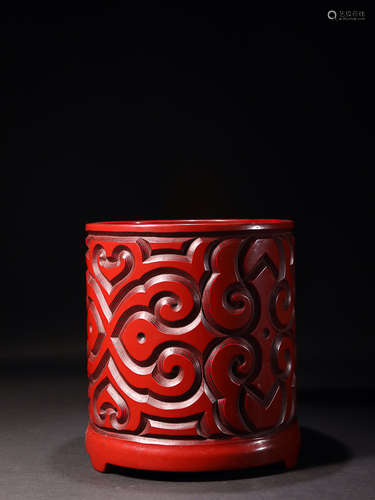 1912-1949, A RUYI PATTERN LACQUERWARE BRUSH POT, THE REPUBLIC OF CHINA