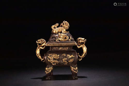 14-16TH CENTURY, A DRAGON PATTERN DOUBLE-EAR GILT BRONZE CENSER, MING DYNASTY