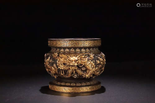 17-19TH CENTURY, A DRAGON PATTEN GILT BRONZE CENSER, QING DYNASTY